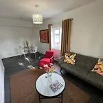 Cozy 2 Bedroom Flat Tower Bridge / Bermondsey